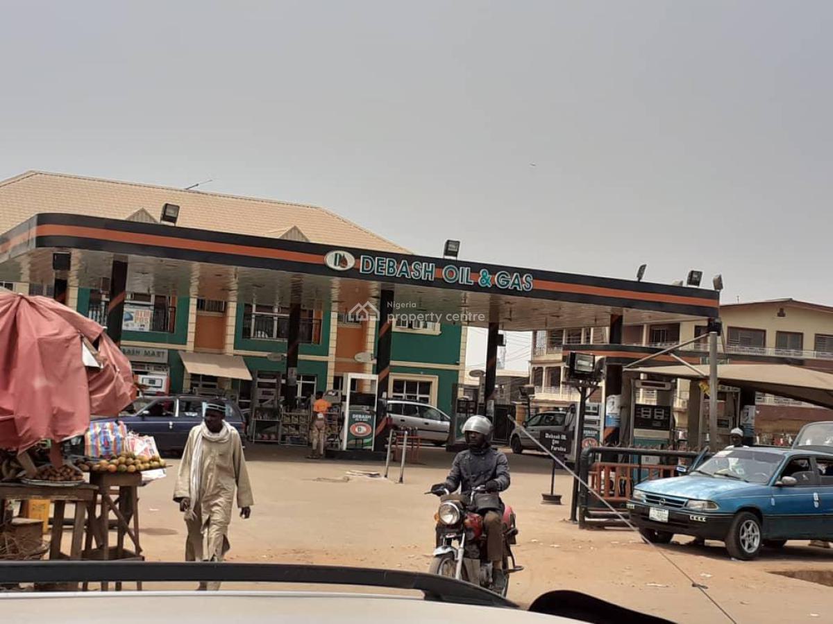 Filling Station Wit 12 Digital Pumps, Oju Ore, Sango Ota, Ogun, Filling Station for Sale