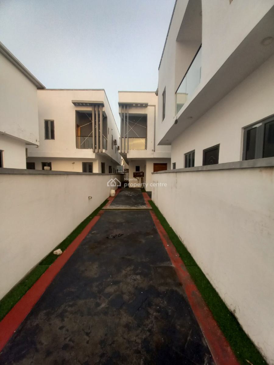 Tastefully Finished 4bedroom Semi Detached Duplex with Bq, Off Ologolo Road Lekki Lagos, Ologolo, Lekki, Lagos, Detached Duplex for Sale