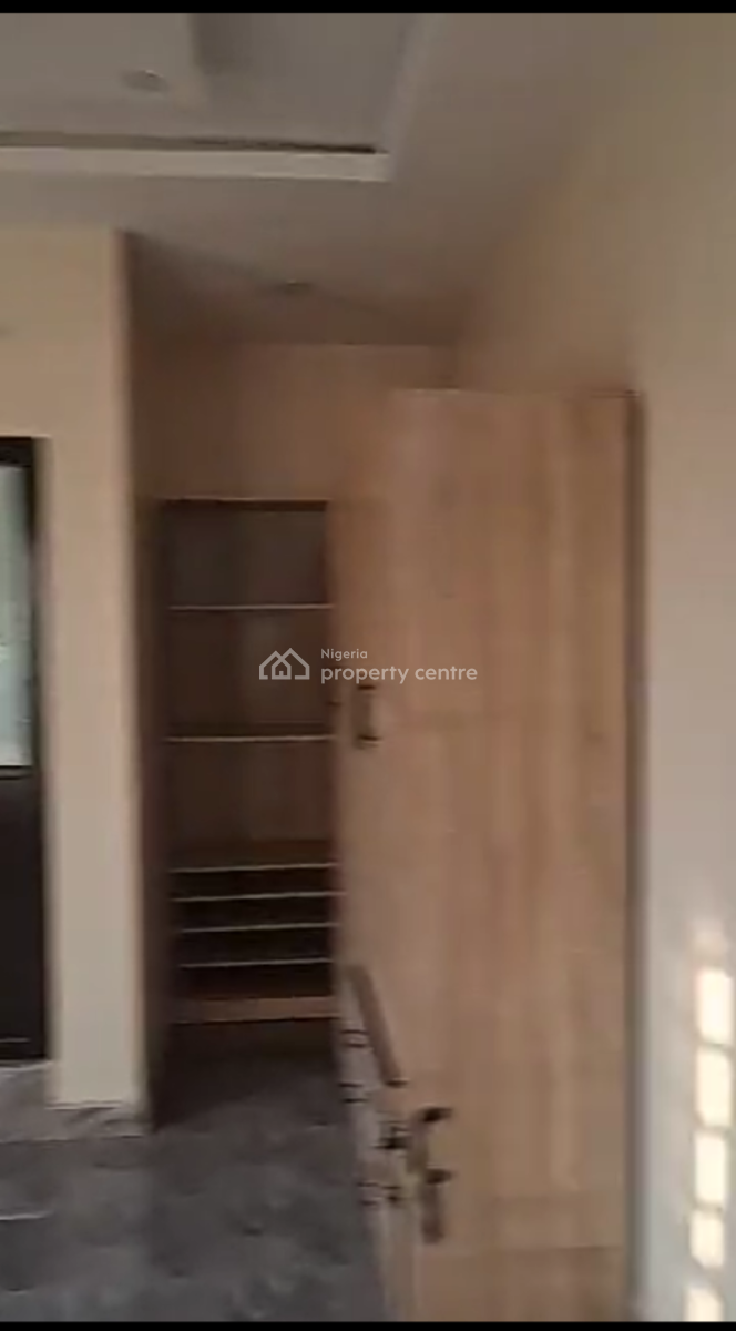 Relatively New 3bed Room Tarreces Duplex, Medina Estate, Gbagada, Lagos, Terraced Duplex for Rent