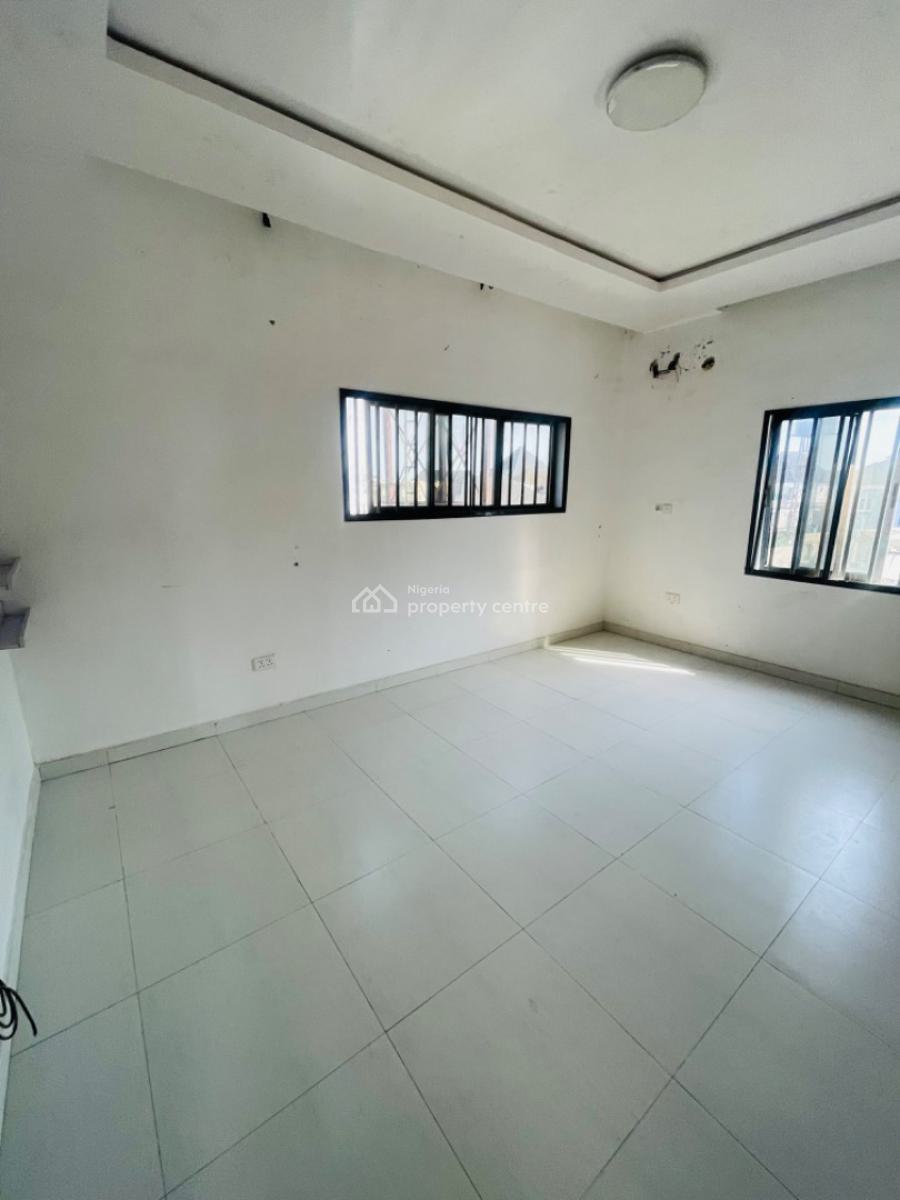 Luxury 2 Bedroom Apartment with a Fitted Kitchen & Dinning  (upstairs), Sangotendo, Ajah, Lagos, Flat / Apartment for Rent
