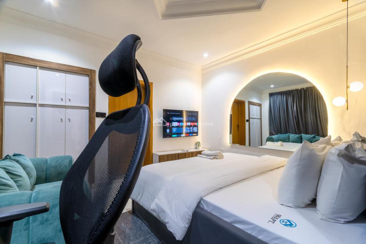 Cozy 1 Bedroom Apartment, Lekki Phase 1, Lekki, Lagos, Mini Flat (room and Parlour) Short Let