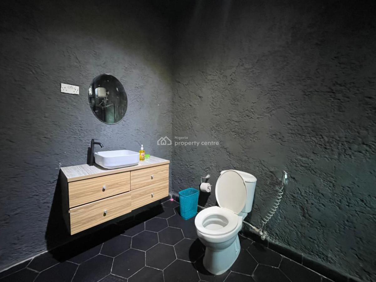 3 Bedrooms Apartment, Lekki Phase 1, Lekki, Lagos, Flat / Apartment Short Let