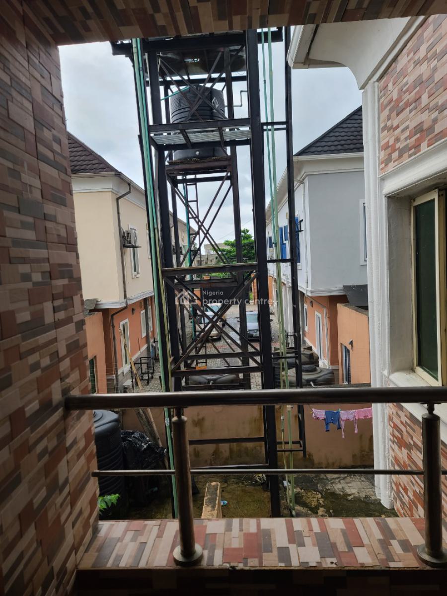 a Room Shared Apartment in a Beautiful Compound and Location, Lekki Scheme 2 Estate Abraham Adesanya Ajah Lekki Lagos, Ajiwe, Ajah, Lagos, Self Contain (single Rooms) for Rent