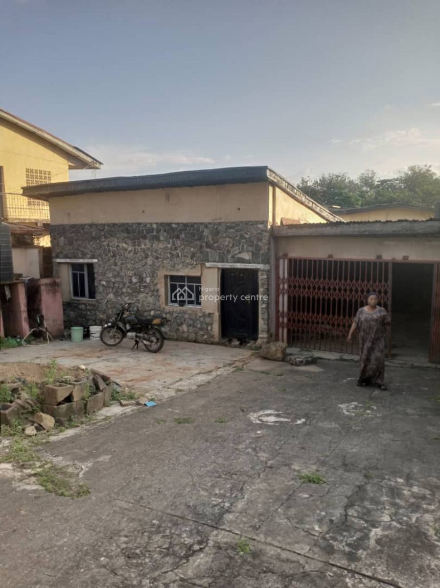 Detached Building, Bodija Basorun Road, New Bodija, Ibadan, Oyo, Detached Bungalow for Sale