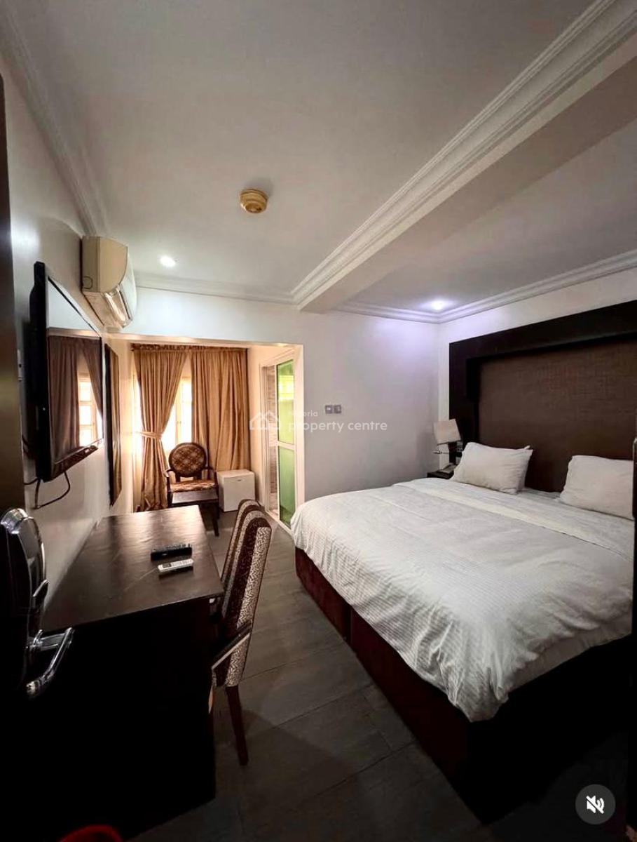 17 Bedroom Duplex Fully Detached with Bq, Lekki Phase I, Lekki, Lagos, Detached Duplex for Rent