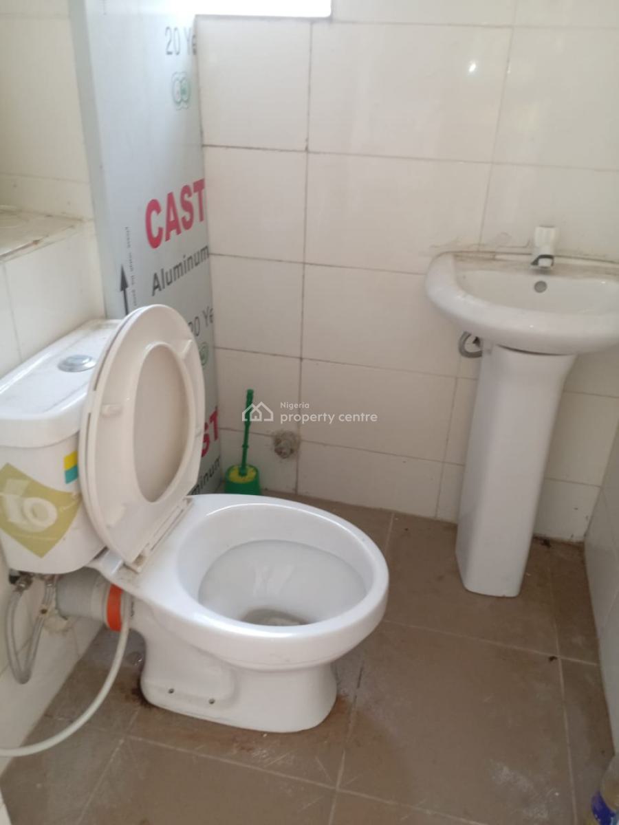 a Luxury 2 Bedrooms Flat with Excel, Green Wood Park Estate, Sangotedo, Ajah, Lagos, Flat / Apartment for Rent