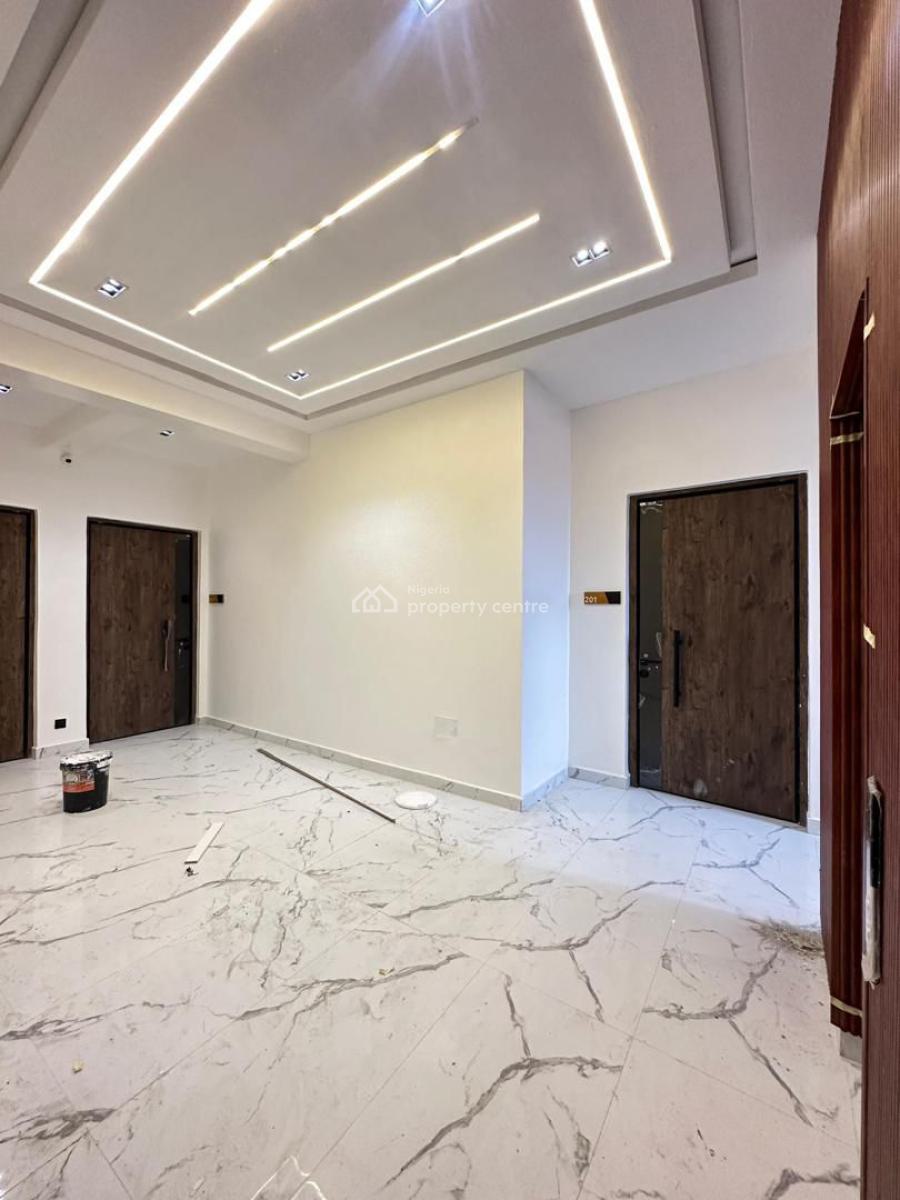 Lovely 3 Bedroom Apartment with Communal Swimming Pool and an Elevator, Lekki Phase 1, Lekki, Lagos, Flat / Apartment for Sale