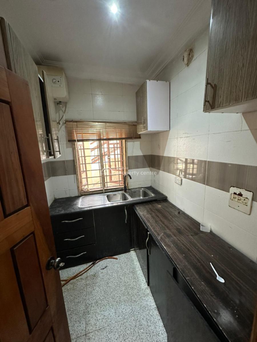 Mini Flat, Ologolo Lekki, Lekki, Lagos, Mini Flat (room and Parlour) for Rent