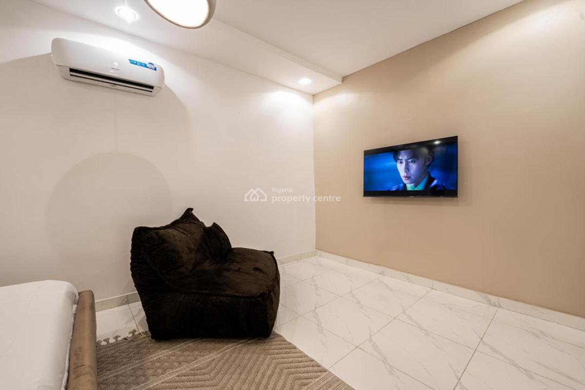 Luxury 2-bedroom Serviced Apartment    Prime Location: Ikate,lekk, Ikate, Lekki Phase 1, Lekki, Lagos, Detached Duplex Short Let