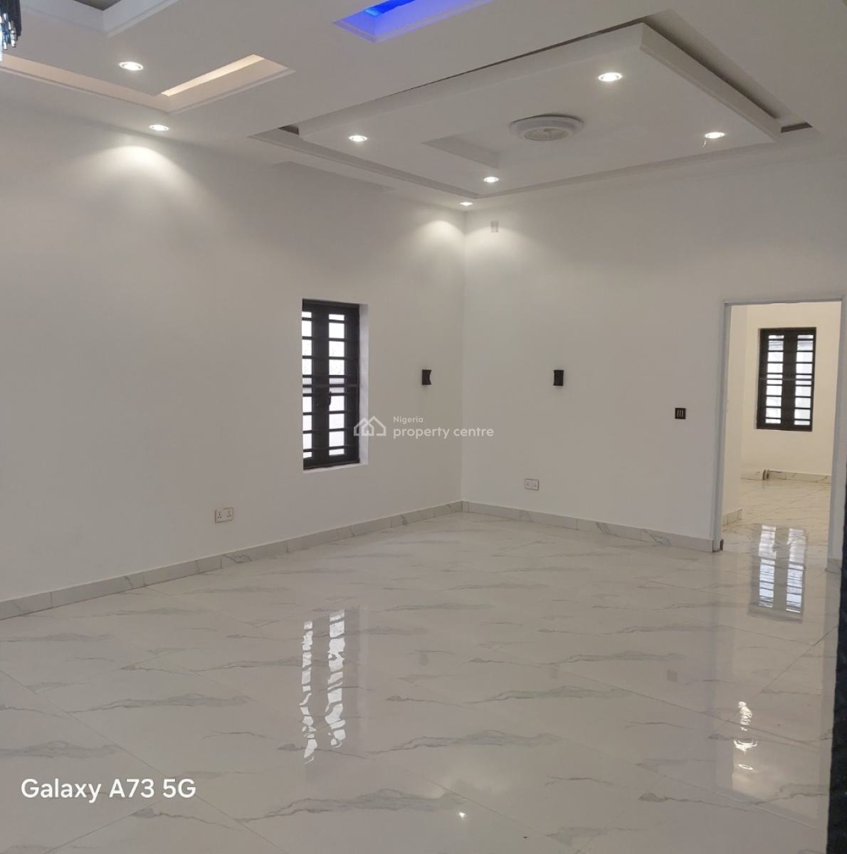 a Luxury 4bedroom Semi-detached Duplex, Off Emmanuel Mbaka Bolivia, Airport Road, Lugbe,abuja, Lugbe District, Abuja, Semi-detached Duplex for Sale