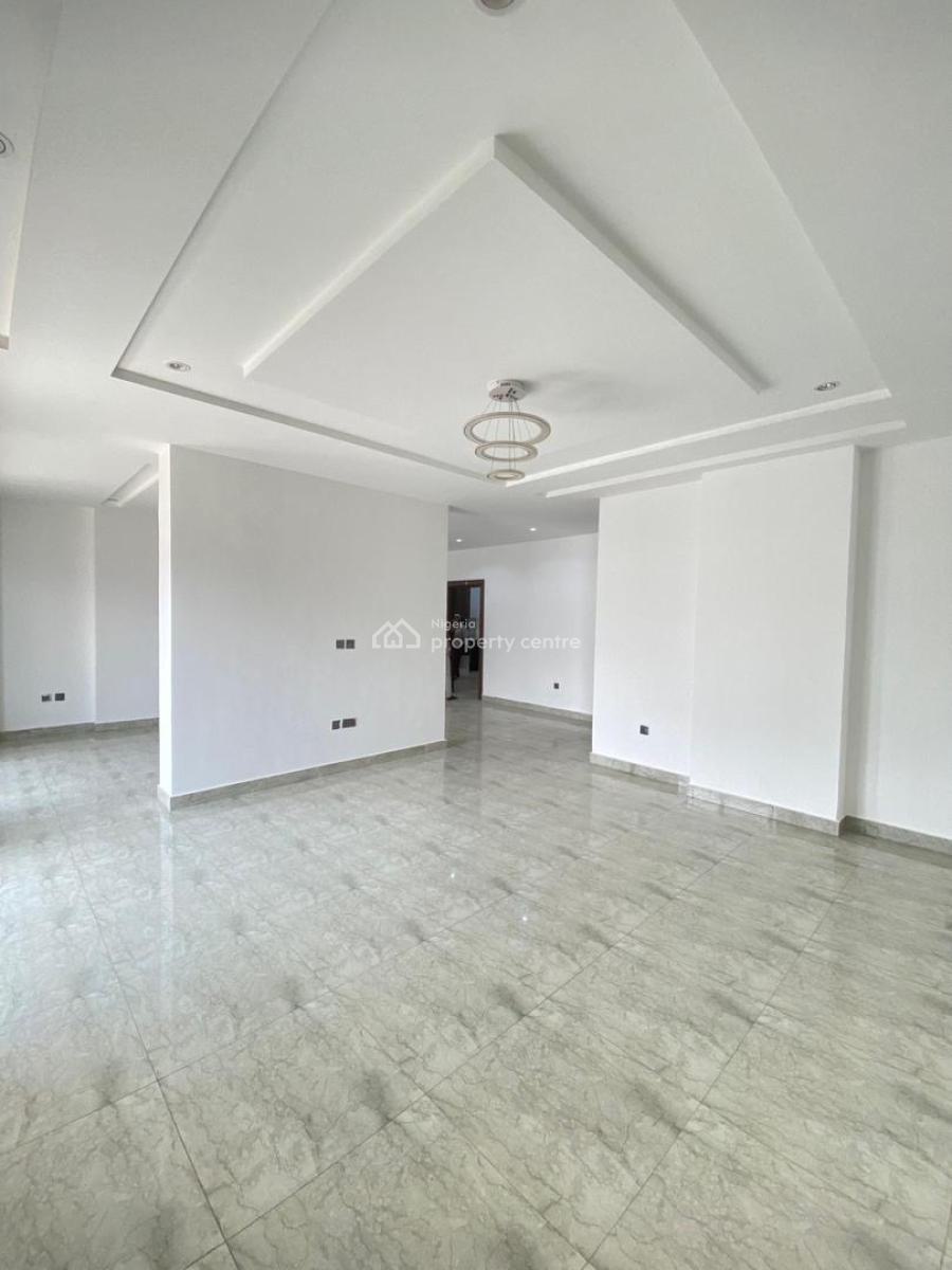 Prestigious 4 Bedroom Apartment with Swimming Pool, Gym,elevator, a Finely Built 4 Bedroom Apartment + Pool,gym Close to Banana Island, Ikoyi, Lagos, Block of Flats for Sale