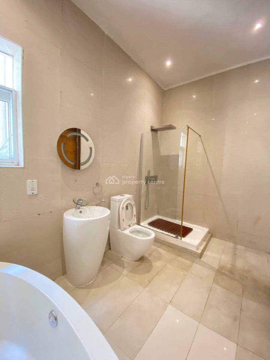 a  Well Maintained 3 Bedroom Apartment with Ocean View Pool, Gym & Bq., Exquisitely Finished 3 Bedroom Apartment with Therapeutic View, Ikoyi, Lagos, Flat / Apartment for Sale