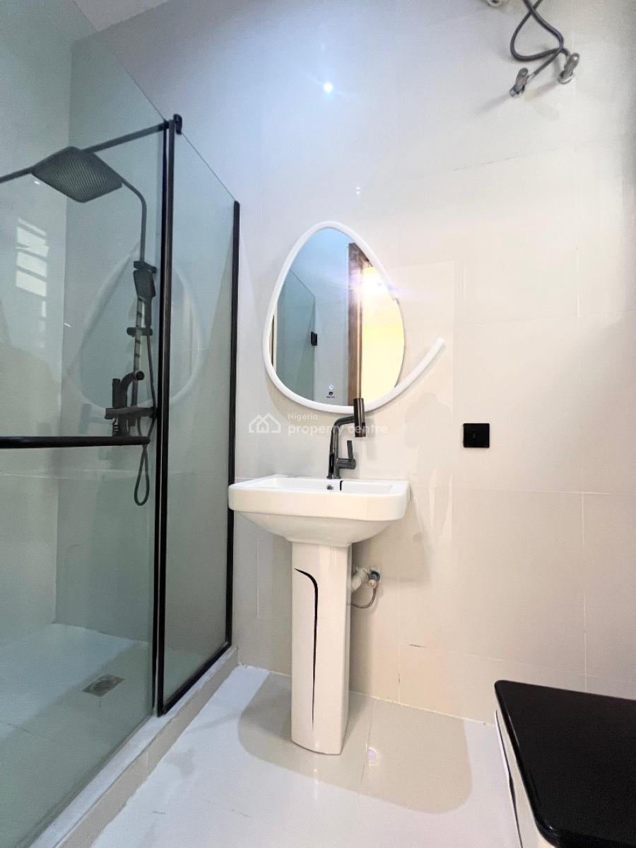 Massive 6 Bedroom Fully Detached Duplex with Bq and Swimming Pool., Ajah, Lagos, House for Sale