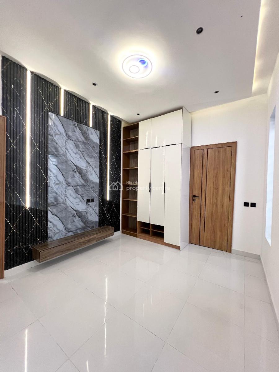 Massive 6 Bedroom Fully Detached Duplex with Bq and Swimming Pool., Ajah, Lagos, House for Sale