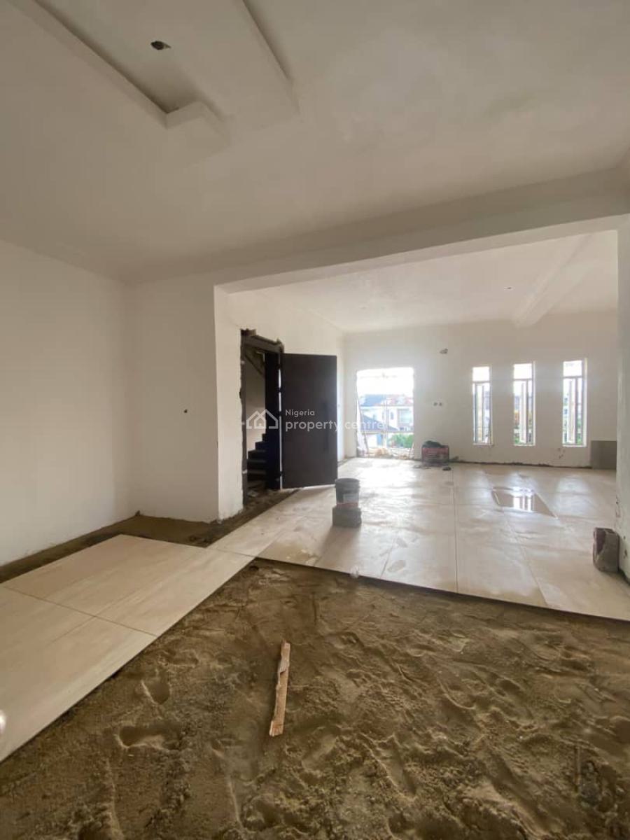 2 Bedroom Maisonette with Bq, Lekki Phase 1, Lekki Phase 1, Lekki, Lagos, Terraced Duplex for Sale