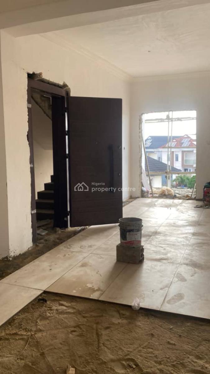 3 Bedroom Maisonette with Bq, Lekki Phase 1, Lekki, Lagos, Terraced Duplex for Sale
