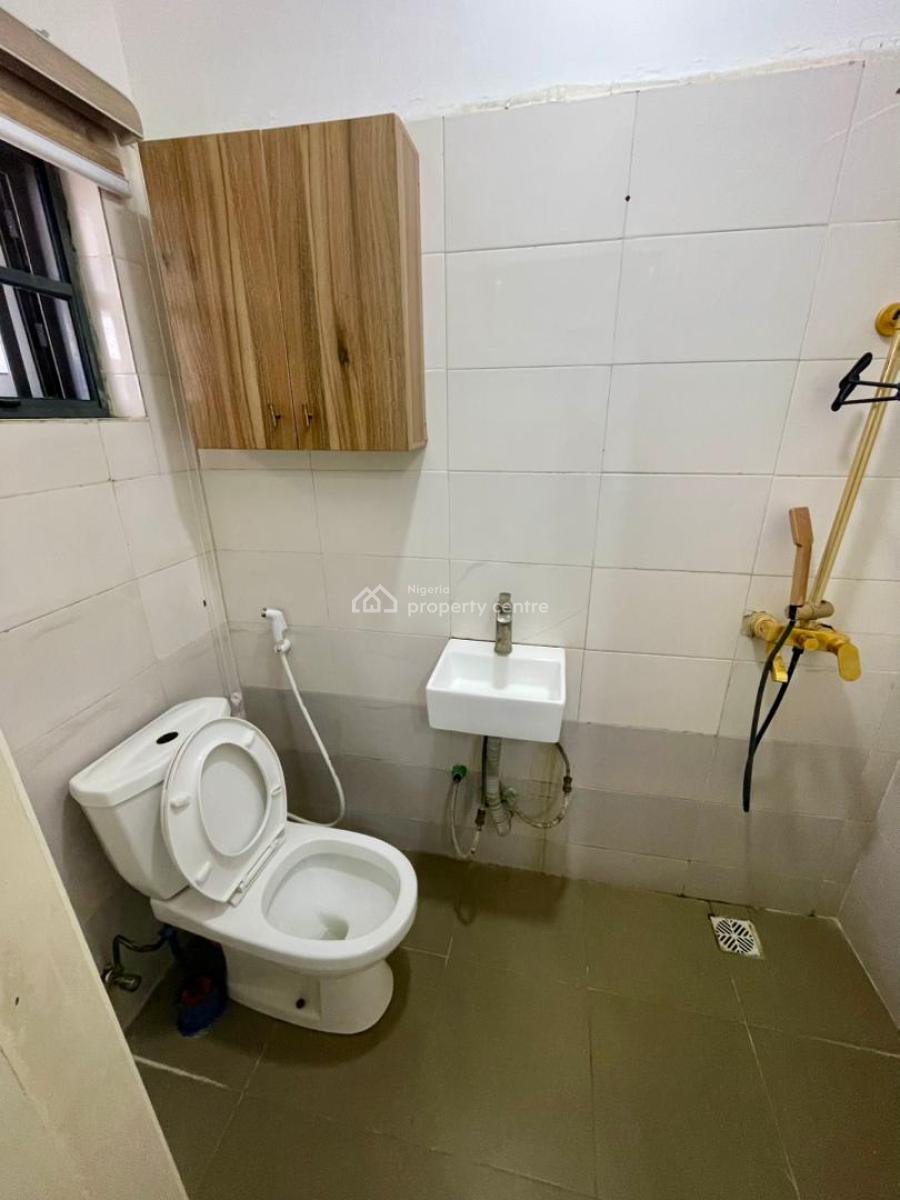 Fully Furnished and Serviced 2 Bedroom Flat, Ilasan, Lekki, Lagos, Flat / Apartment for Rent