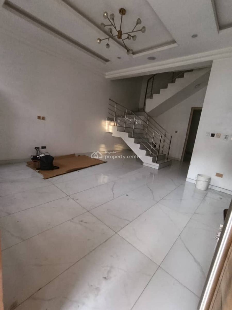 4bed Room Semi Detached with a Bq, Chevron, Lekki, Lagos, Semi-detached Duplex for Rent