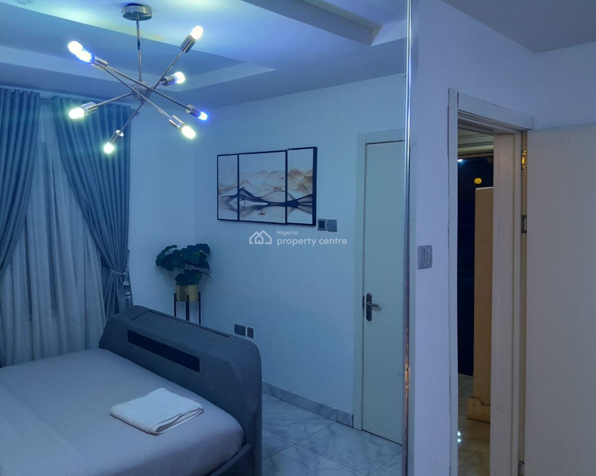 Luxury Furnishe and Serviced One-bedroom Penthouse, The Gilpins, Wale Alimi Opposite Atican and Paradise Beaches, Okun-ajah, Ajah, Lagos, Flat / Apartment for Rent