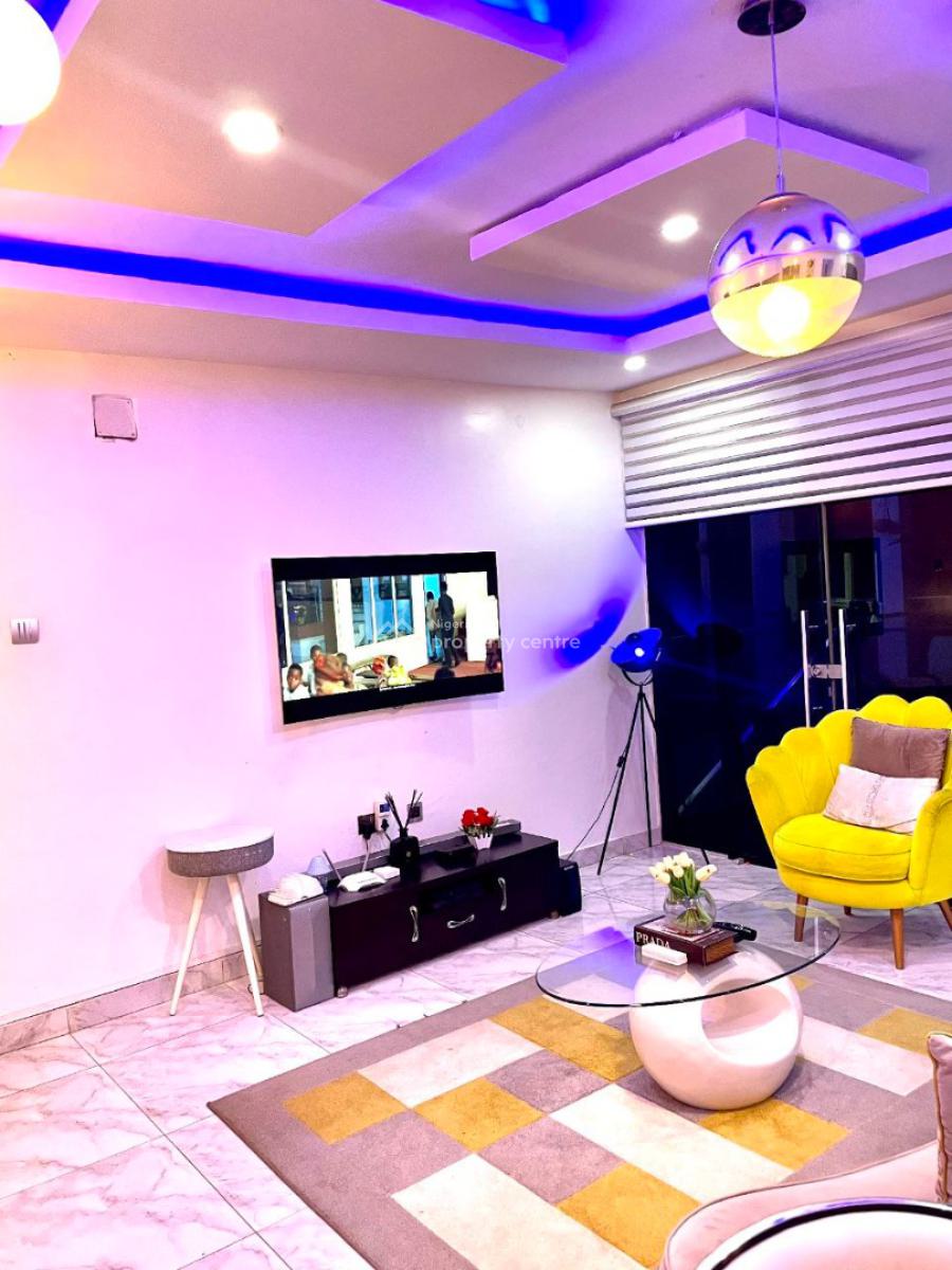 Luxury Furnishe and Serviced One-bedroom Penthouse, The Gilpins, Wale Alimi Opposite Atican and Paradise Beaches, Okun-ajah, Ajah, Lagos, Flat / Apartment for Rent