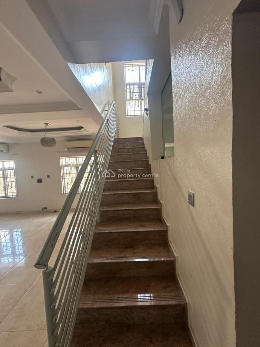 Well Maintained and Decent  4 Bedrooms Semi Detached Duplex with Bq, Estate, Gbagada, Lagos, Semi-detached Duplex for Rent