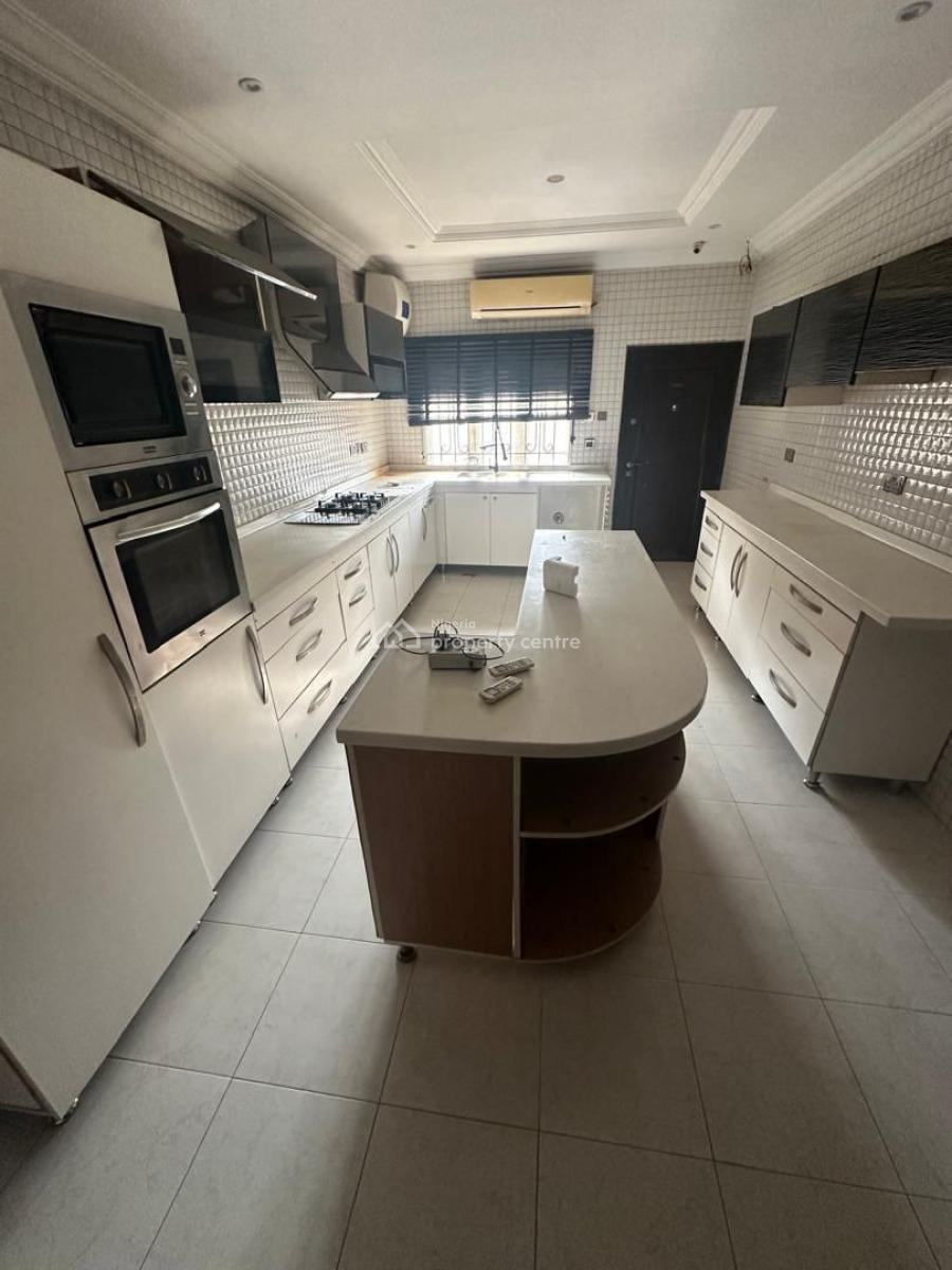 Well Maintained and Decent  4 Bedrooms Semi Detached Duplex with Bq, Estate, Gbagada, Lagos, Semi-detached Duplex for Rent