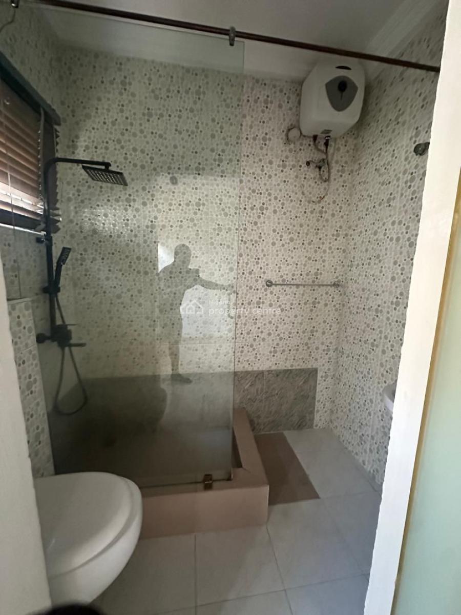Well Maintained and Decent  4 Bedrooms Semi Detached Duplex with Bq, Estate, Gbagada, Lagos, Semi-detached Duplex for Rent