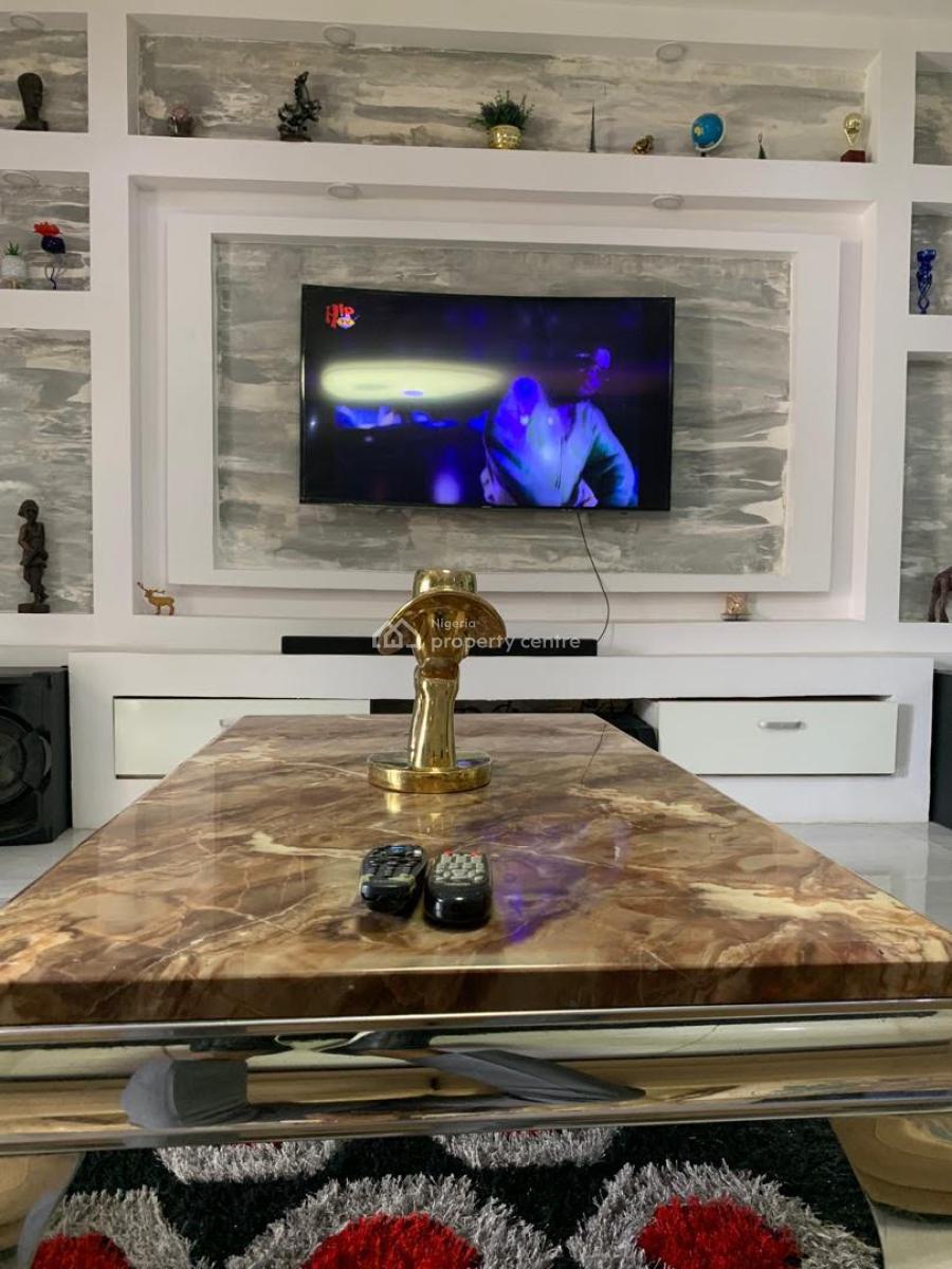 2 Bedroom Apartment, Ayoola Coker Road, Ikeja Gra, Ikeja, Lagos, Flat / Apartment for Rent