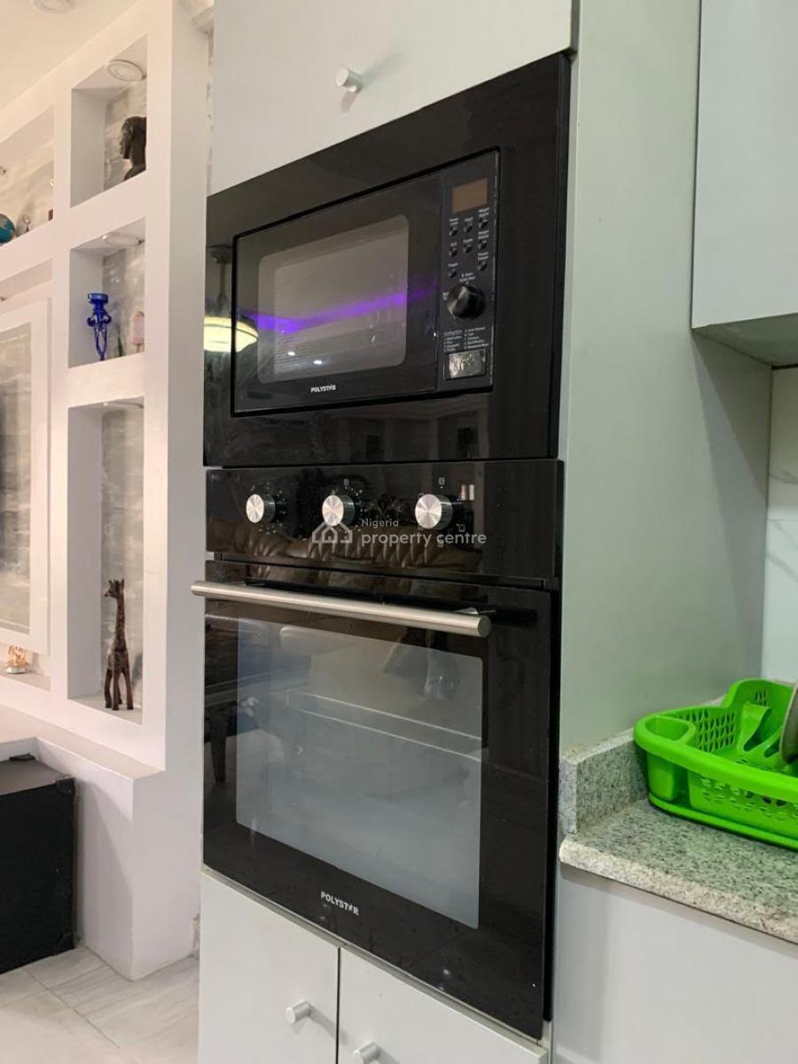 2 Bedroom Apartment, Ayoola Coker Road, Ikeja Gra, Ikeja, Lagos, Flat / Apartment for Rent