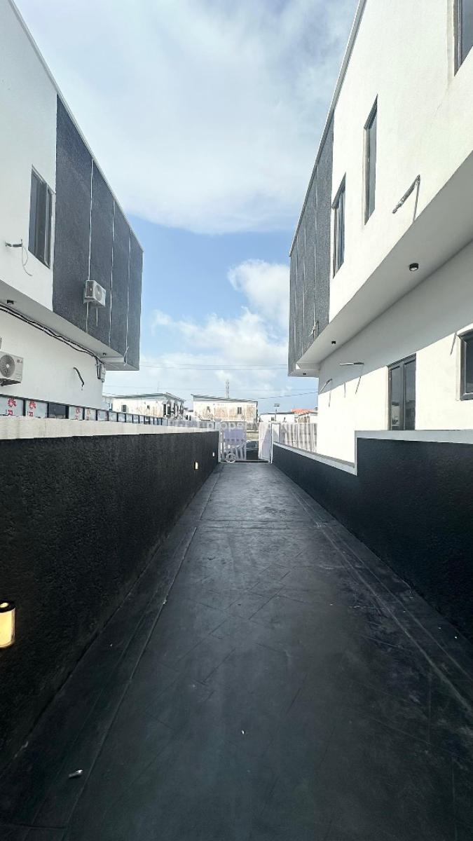 Luxury 4bedroom, Orchid, Lekki, Lagos, Semi-detached Duplex for Sale