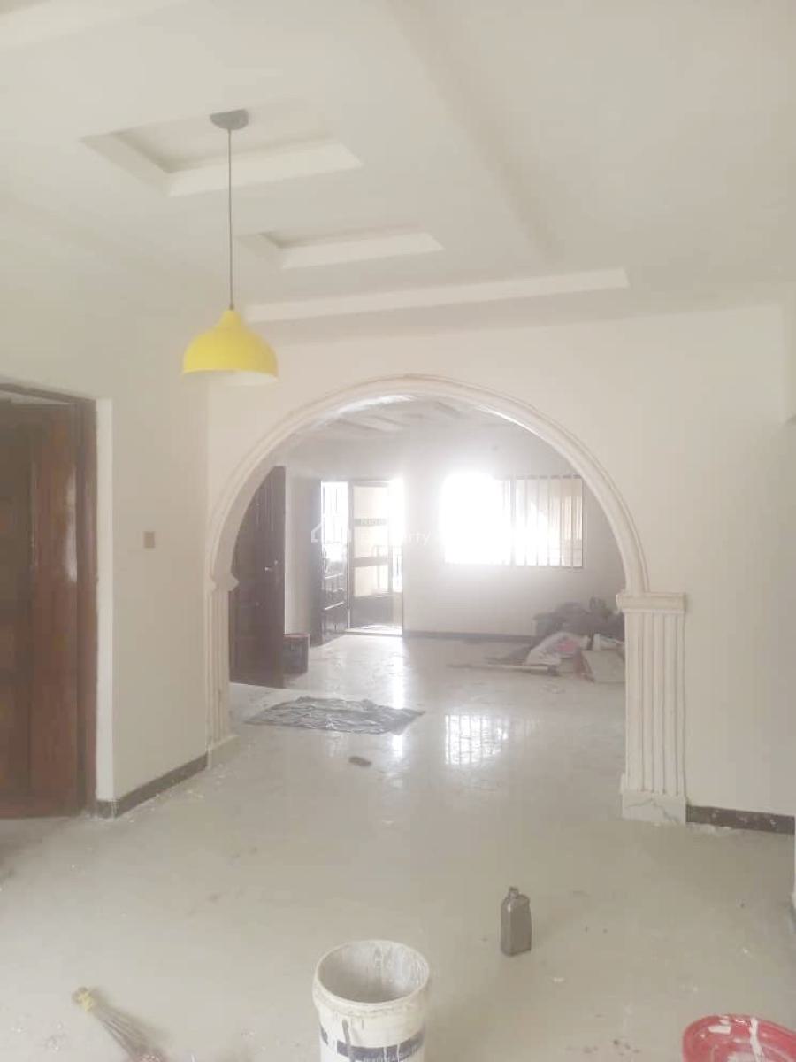a Well Maintained Spacious 3 Bedroom Flat, Gra Phase 1, Magodo, Lagos, Flat / Apartment for Rent