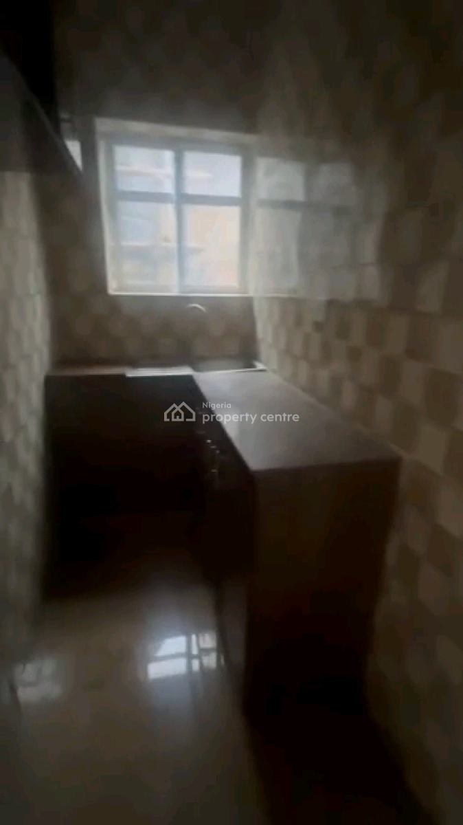 Standard and Executive Mini Flat, Makoko, Makoko, Yaba, Lagos, Mini Flat (room and Parlour) for Rent