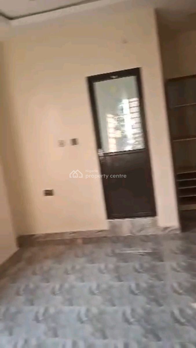 Standard 3 Bedroom Terrace Duplex, Medinat Estate, Medina, Gbagada, Lagos, Terraced Duplex for Rent