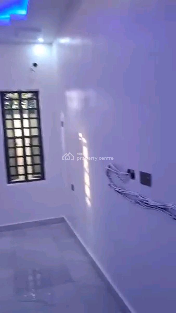 Standard 3 Bedroom Terrace Duplex, Medinat Estate, Medina, Gbagada, Lagos, Terraced Duplex for Rent