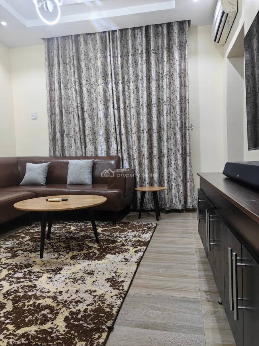 Luxury 1 Bedroom Apartment, No 32 Libreville Street, Wuse 2, Abuja, Flat / Apartment Short Let