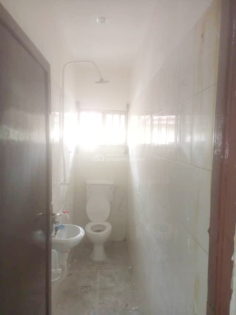 Luxury 3 Bedroom Flat, Gra Phase 1, Magodo, Lagos, Flat / Apartment for Rent