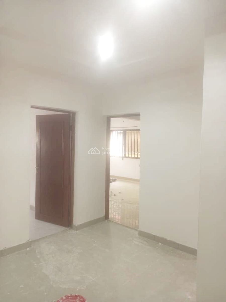 Luxury 3 Bedroom Flat, Gra Phase 1, Magodo, Lagos, Flat / Apartment for Rent