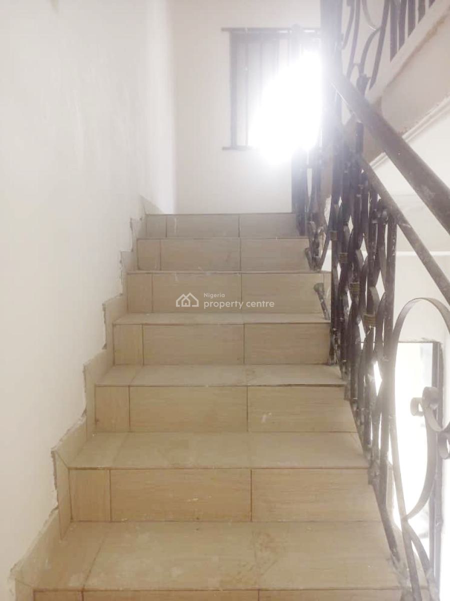 Luxury 3 Bedroom Flat, Gra Phase 1, Magodo, Lagos, Flat / Apartment for Rent