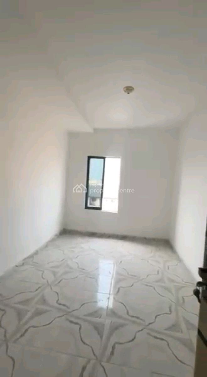 Standard and Newly Built 2 Bedroom Flat, Shomolu, Shomolu, Lagos, Flat / Apartment for Rent