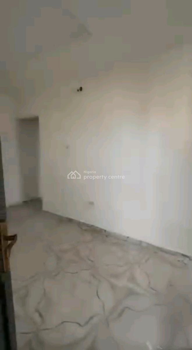 Standard and Newly Built 2 Bedroom Flat, Shomolu, Shomolu, Lagos, Flat / Apartment for Rent