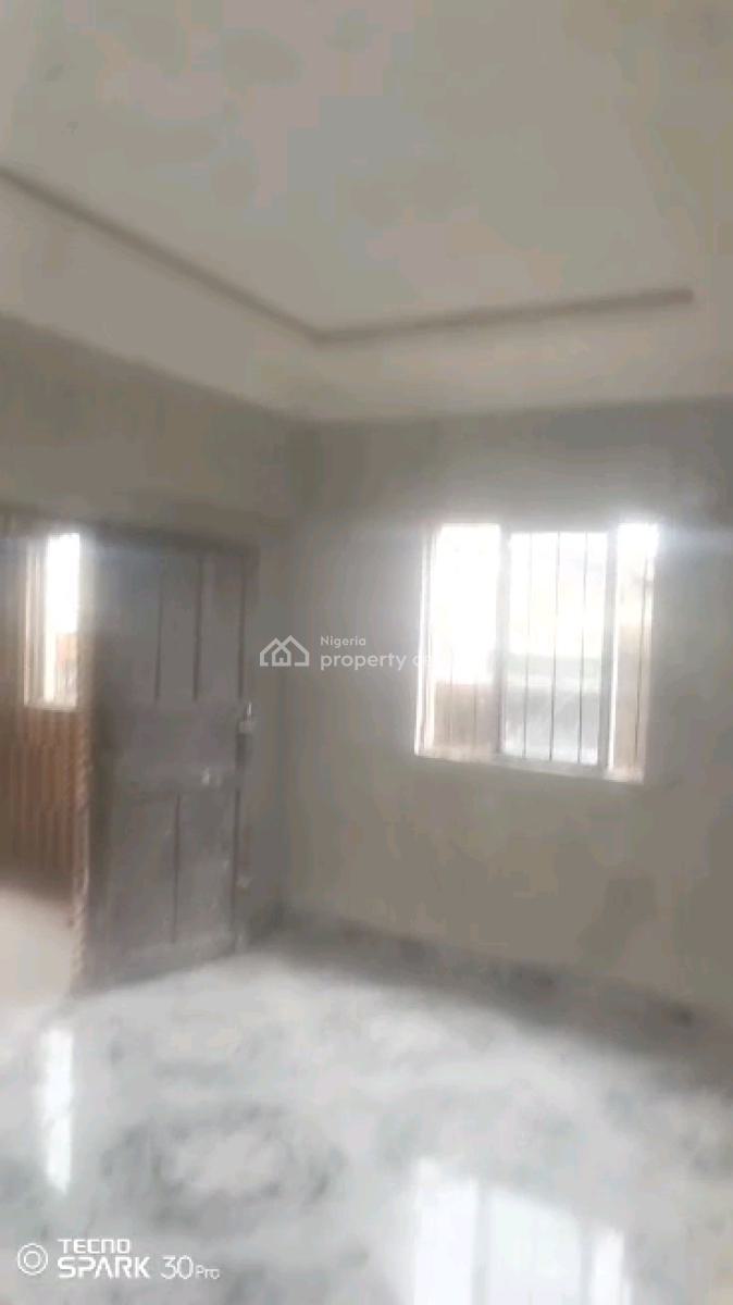 Standard and Spacious Mini Flat, Adekunle, Adekunle, Yaba, Lagos, Mini Flat (room and Parlour) for Rent