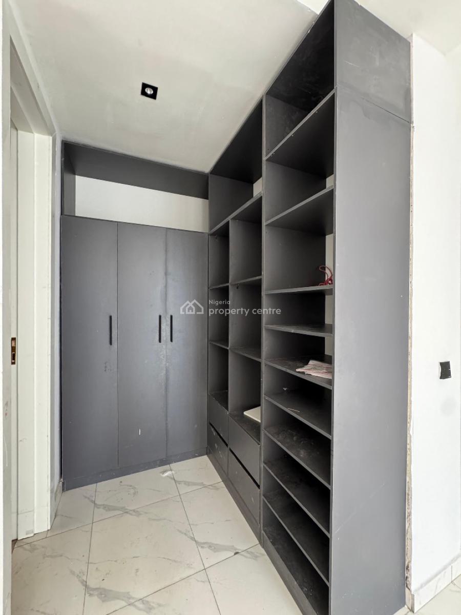 Spacious 2 Bedroom Apartment with Pool and Elevator in a Secure Estate, Ikate Elegushi, Lekki, Lagos, Flat / Apartment for Sale