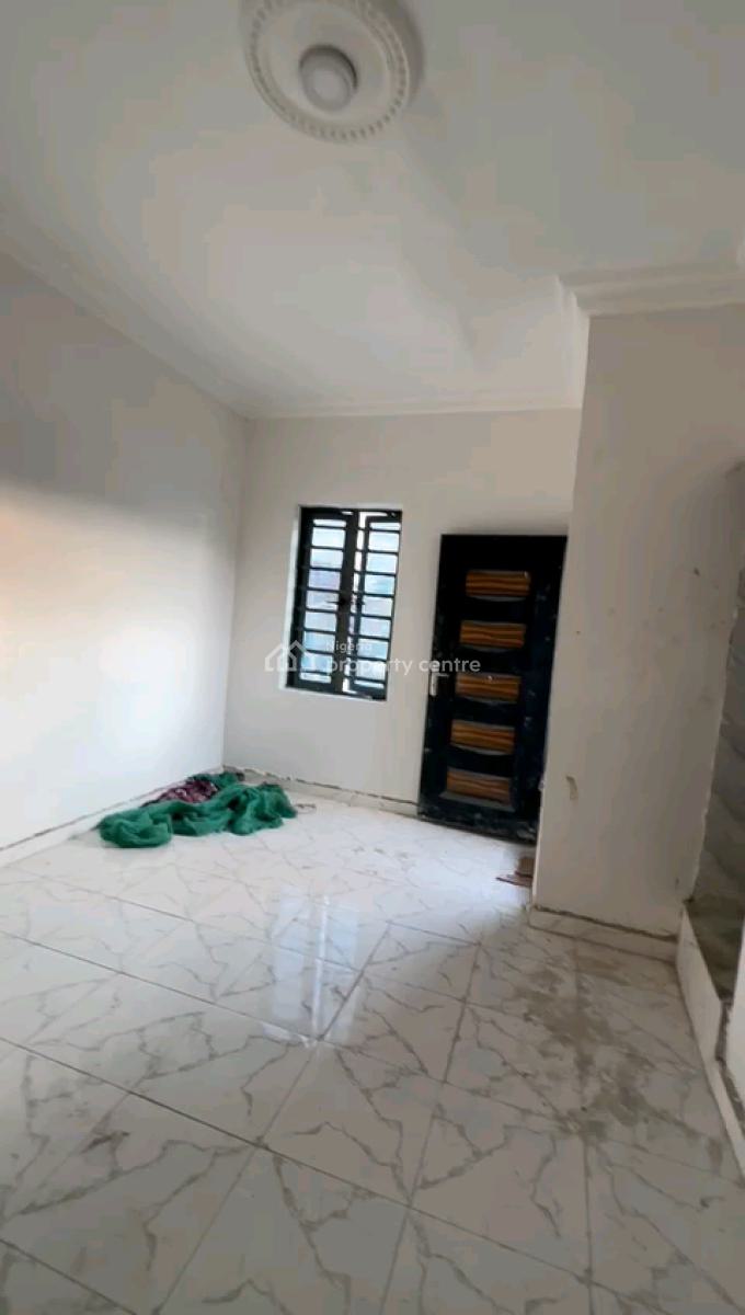 Standard and Spacious Mini Flat, Akoka, Akoka, Yaba, Lagos, Mini Flat (room and Parlour) for Rent