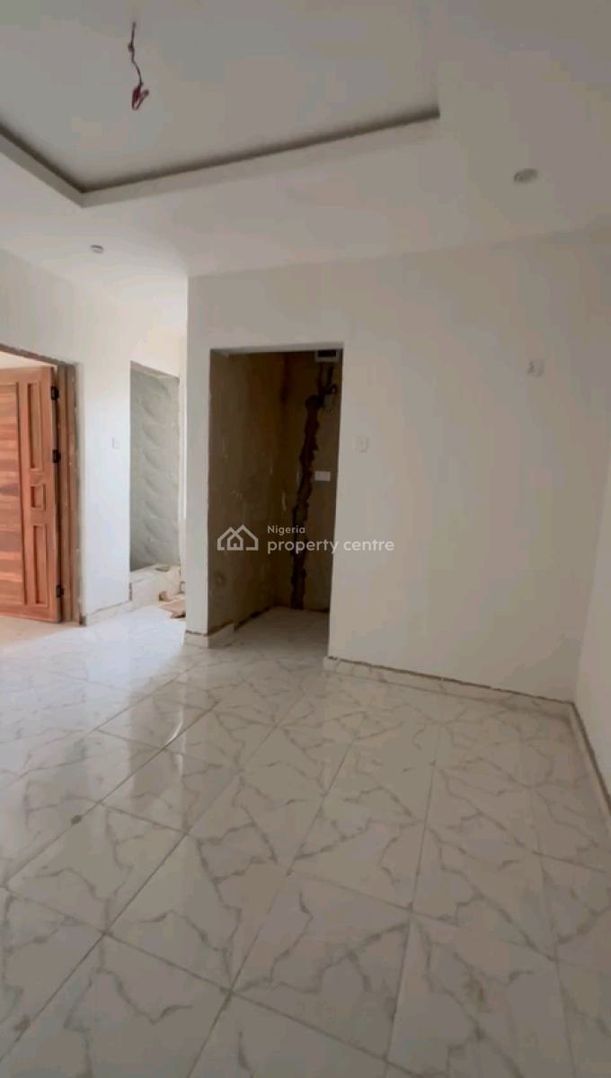 Standard and Spacious Mini Flat, Akoka, Akoka, Yaba, Lagos, Mini Flat (room and Parlour) for Rent