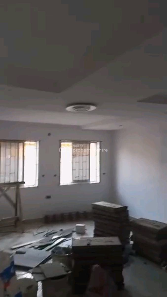 Standard and Spacious 2 Bedroom Bungalow, Medina Estate, Medina, Gbagada, Lagos, Flat / Apartment for Rent