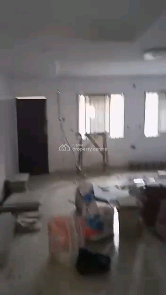 Standard and Spacious 2 Bedroom Bungalow, Medina Estate, Medina, Gbagada, Lagos, Flat / Apartment for Rent