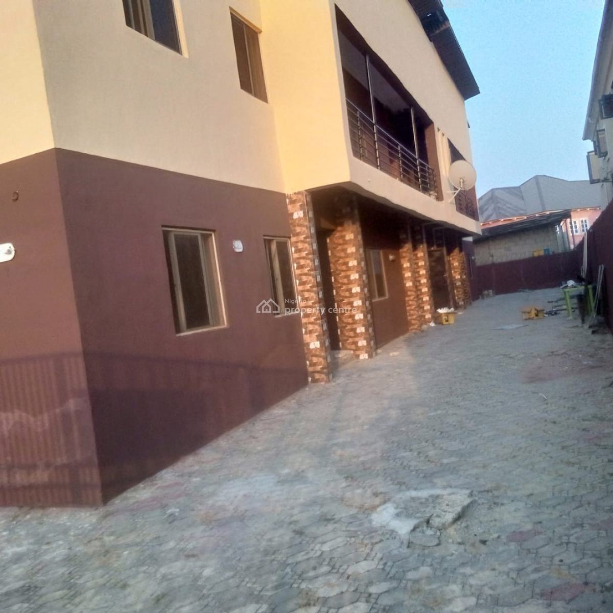 2bedroom Apartment, Ogombo, Ajah, Lagos, Flat / Apartment for Rent