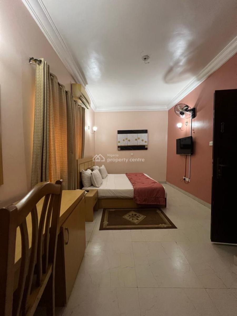 Functional and Strategically Aligned Guest House & Suites, Near Vio Office, Mabushi, Abuja, Hotel / Guest House for Sale