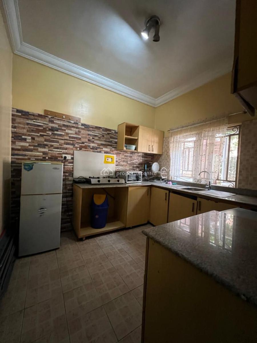 Functional and Strategically Aligned Guest House & Suites, Near Vio Office, Mabushi, Abuja, Hotel / Guest House for Sale