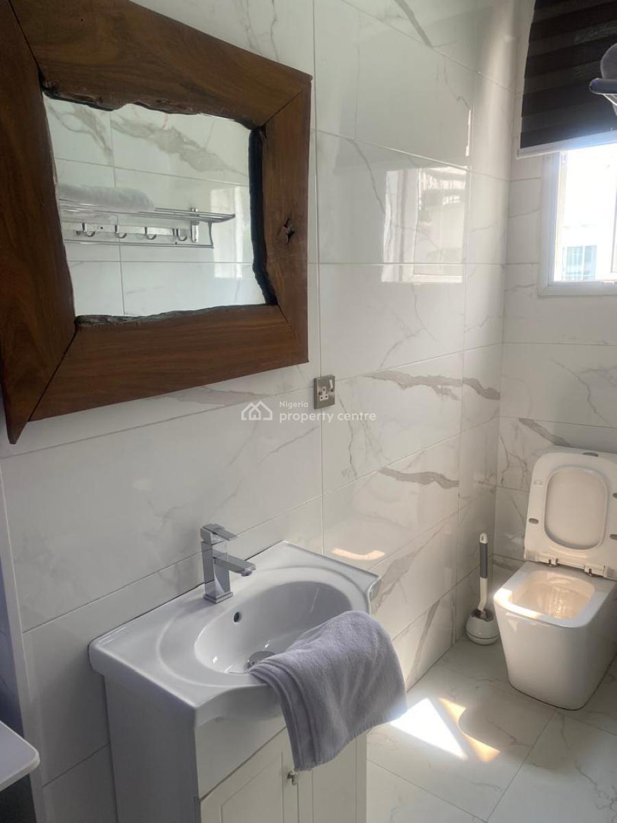 Beautiful 3 Bedroom Apartment with Swimming Pool, Snook, Elevator &gym, Banana Island, Ikoyi, Lagos, Flat / Apartment for Sale